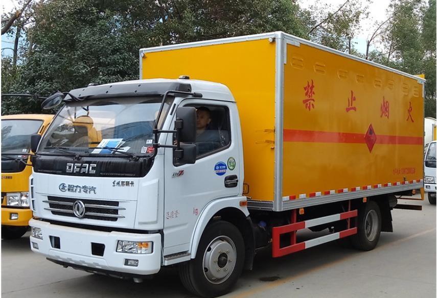 漳州东风商用8吨重载版加油车