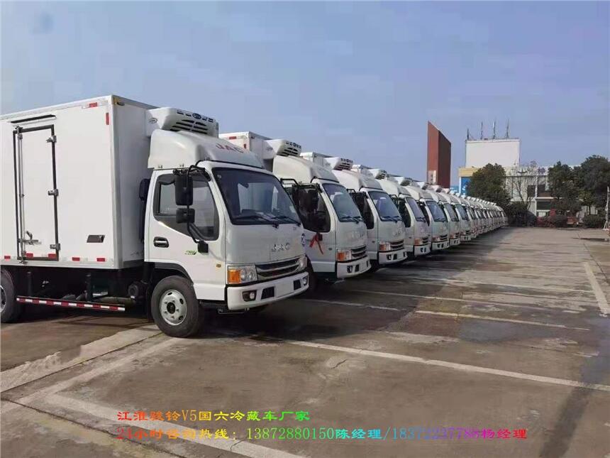 滁州市重汽豪沃国六5米2冷藏车