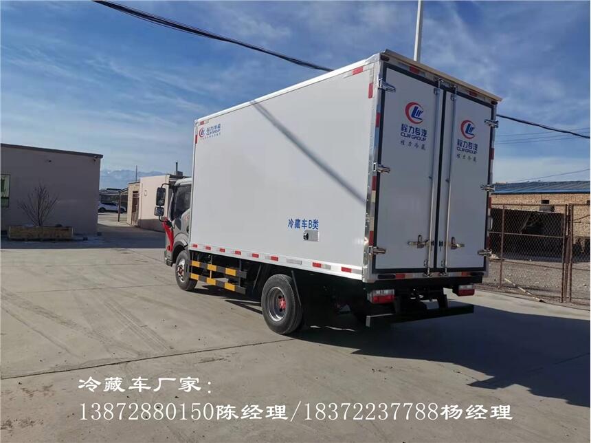 长治市小型东风品牌3米5冷冻车 