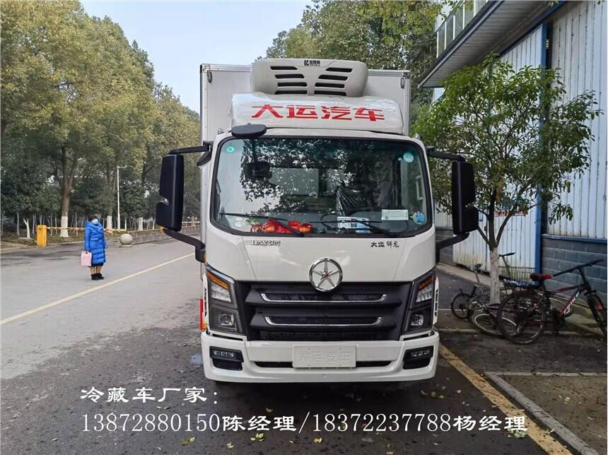 上海解放J6F潍柴160马力宽体冷链运输车